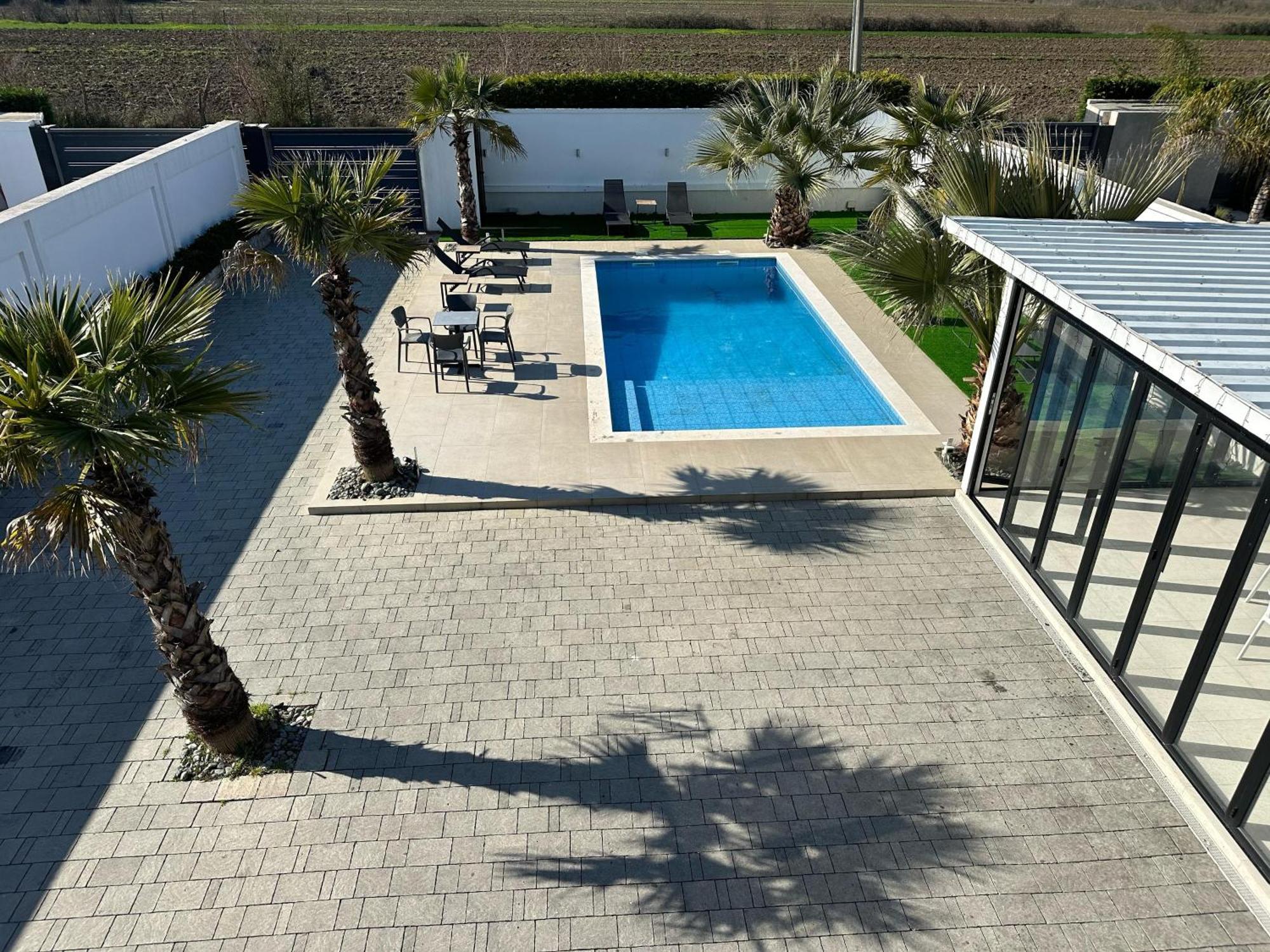 Isea Wood Villa Rrushkull  Esterno foto